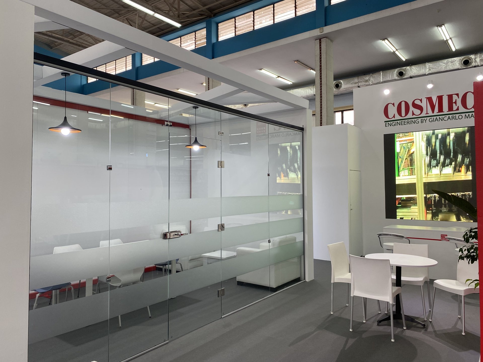 Cosmec Italy stand at Batimatec