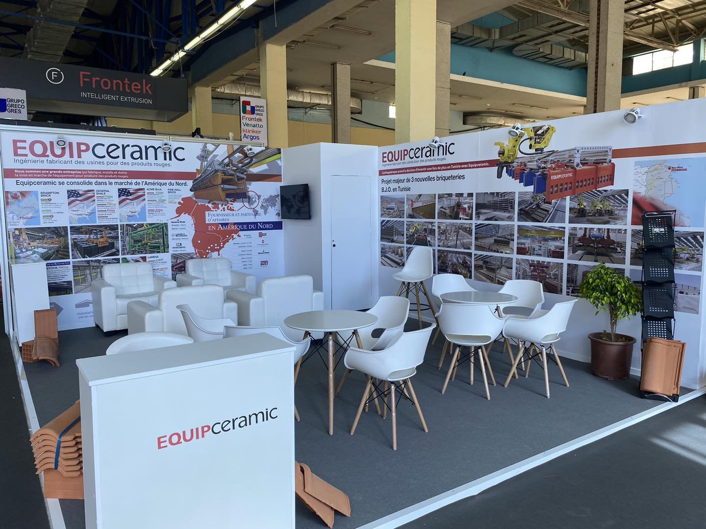EquipCeramic company stand at Batimatec